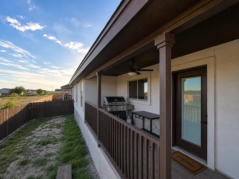 111 Noahy Dr — Photo 14