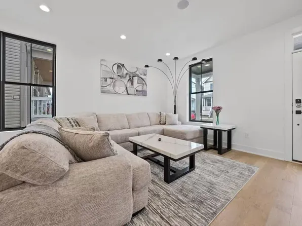 994 N 6th St #Id1265652p, Columbus, OH 43201