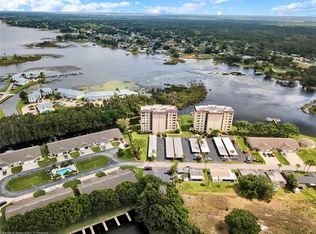 117 Country Club Dr UNIT 201-1, Lake Placid, FL 33852