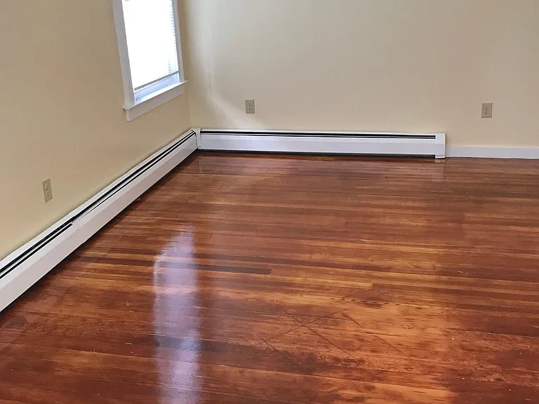 569 Whitney Ave #1 — Photo 6