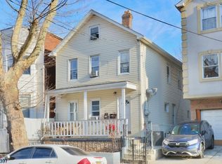 417 Franklin St, Elizabeth City, NJ 07206