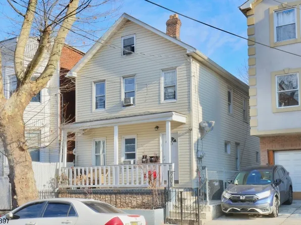 417 Franklin St, Elizabeth City, NJ 07206