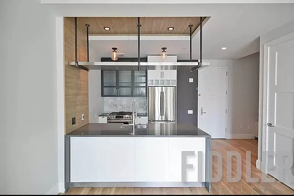 Rented by The KCI Group | media 78