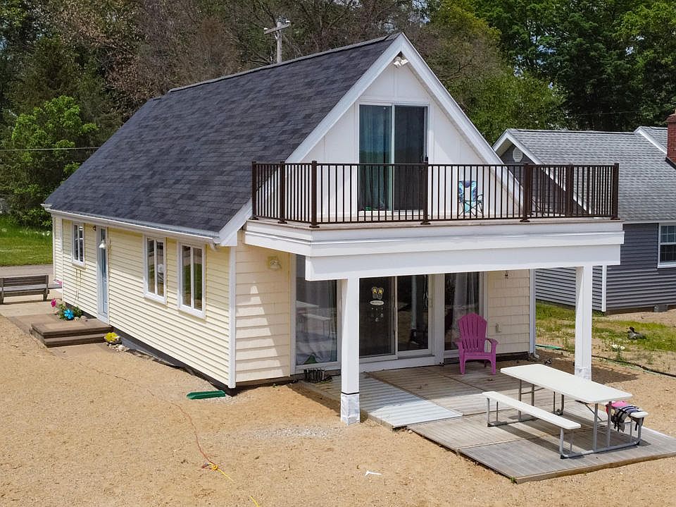 569 Treasure Island Dr, Mattawan, MI 49071 Zillow