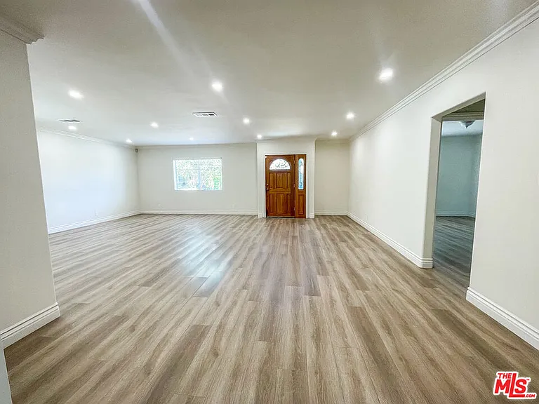 12612 Hatteras St — Photo 5