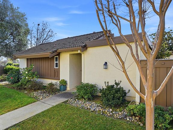 2nd image of 1116 Strayer Dr