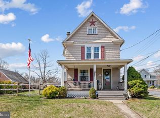 401 Easton Rd, Riegelsville, PA 18077