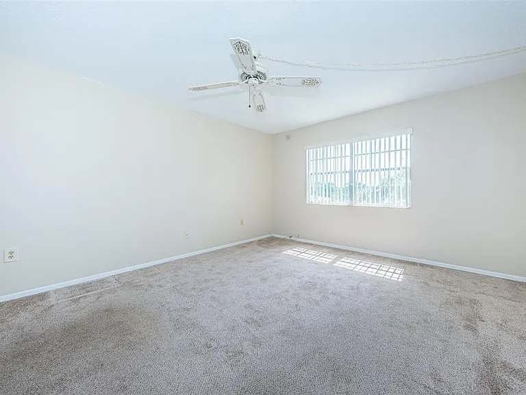 1706 Belleair Forest Dr #322 — Photo 18