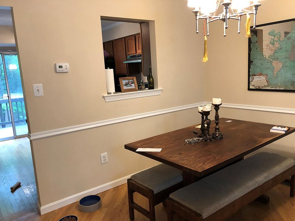 2nd image of 6864 Chasewood Cir