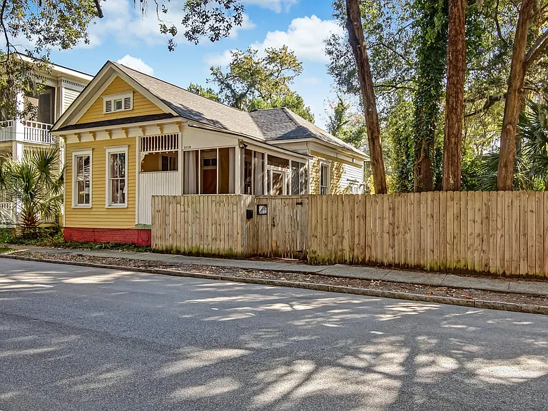 2118 Lincoln St — Photo 26