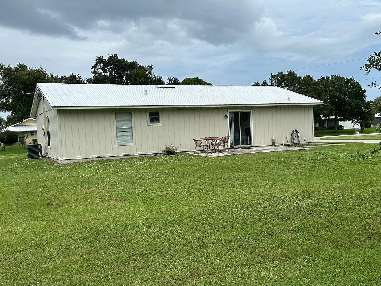 2 bed, 1100 sqft, $1,785 — Photo 3