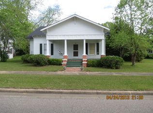 207 E Hart Ave, Opp, AL 36467