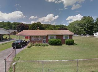 121 Grandview Rd, Daniels, WV 25832