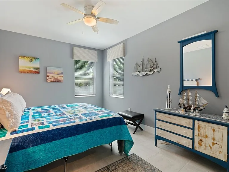 825 SE 5th Pl — Photo 13