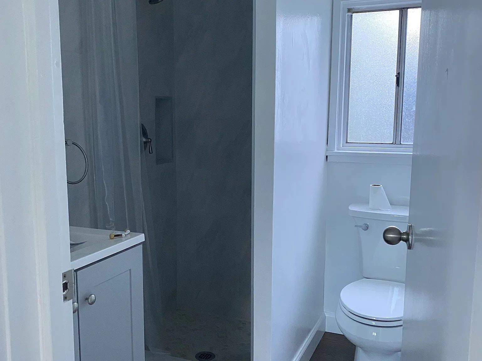2 bed, 600 sqft, $2,500 — Photo 4