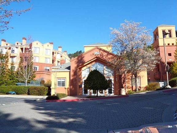 Parkwoods Condos Entrance