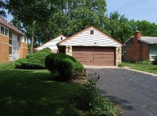 817 Brown Ave, Evanston, IL 60202