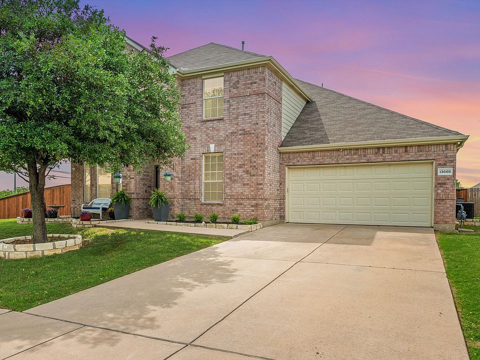 1st image of 13688 Saddlewood Dr