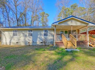 4646 W Lakeshore Dr, Acworth, GA 30101