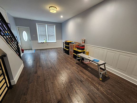 4th image of 2527 S Juniper St