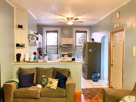 Rented by Rapid Realty Cobble Hill | media 62