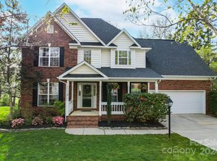 1916 Millbrook Ln, Matthews, NC 28104