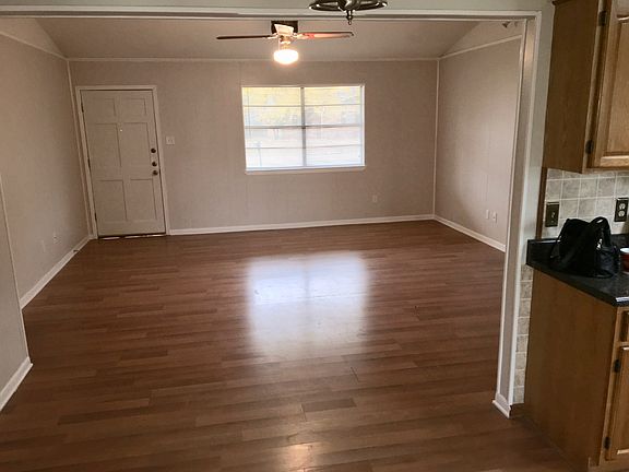 4th image of 3506 Highmeadow Ln