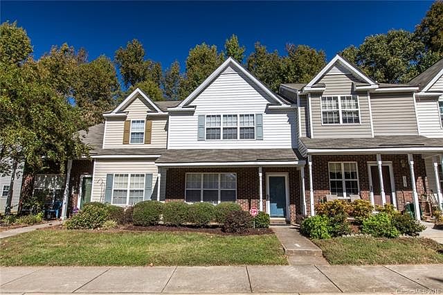 1st image of 7515 Petrea Ln