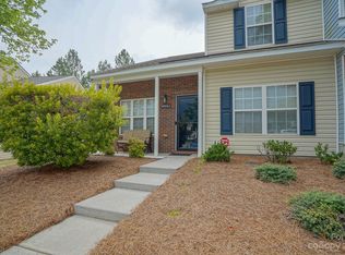 16871 Greenlawn Hills Ct, Charlotte, NC 28213