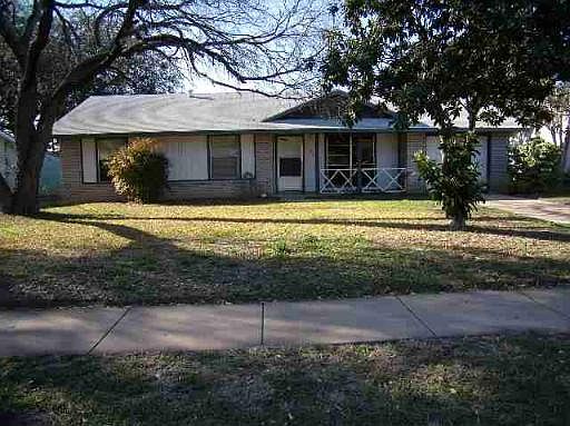 1st image of 4319 WARPATH DR