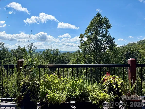 16 Britton Knoll Pass, Arden, NC 28704