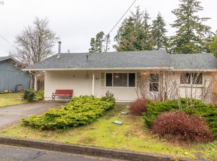 2365 17th St, Florence, OR 97439