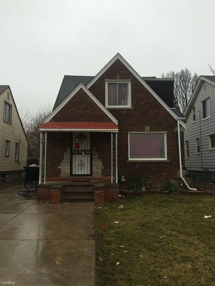 9351 Birwood St photo 1