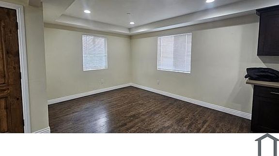 4th image of 611 E 75th St #611