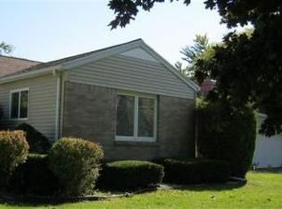 131 Melrose Ave, Adrian, MI 49221