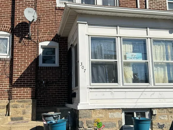 307 Roberta Ave, Collingdale, PA 19023