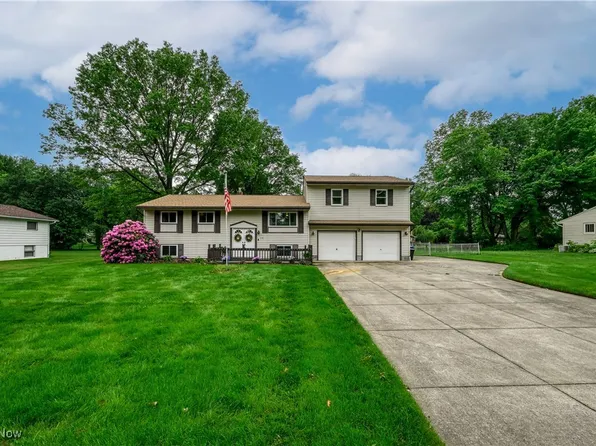 3720 Longfield Rd, Ravenna, OH 44266