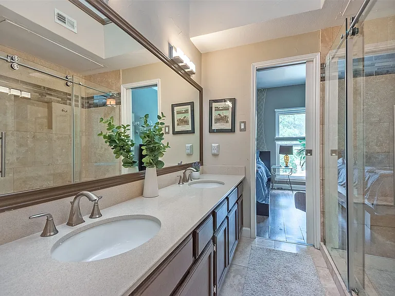 5701 Gaston Ave #8 — Photo 28