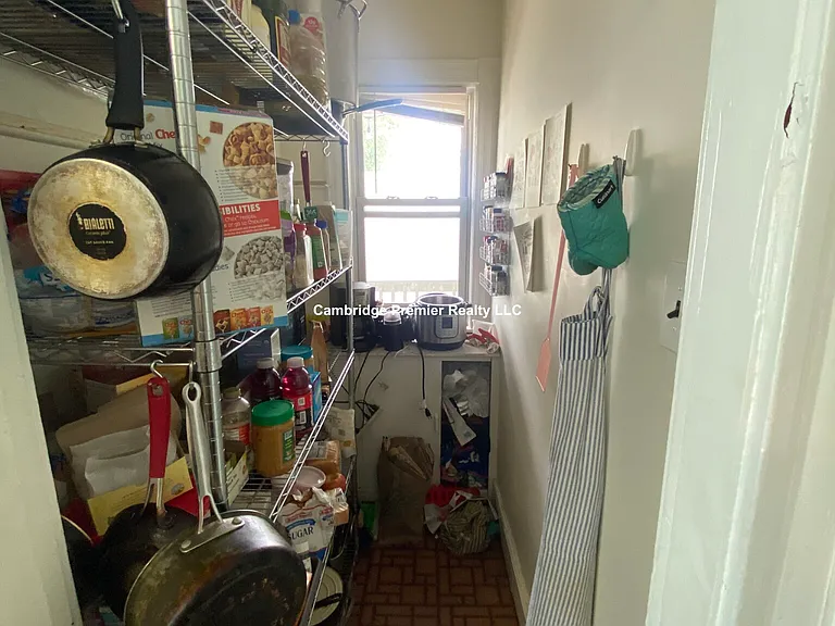 25 Harold St #2 — Photo 8