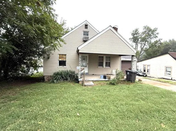 829 N Dodgion Ave, Independence, MO 64050