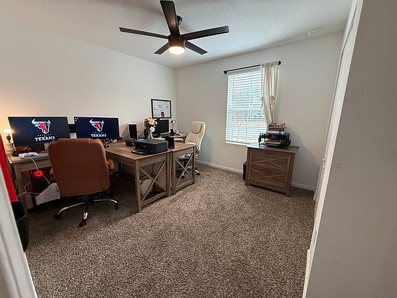 Office/Secondary Bedroom.