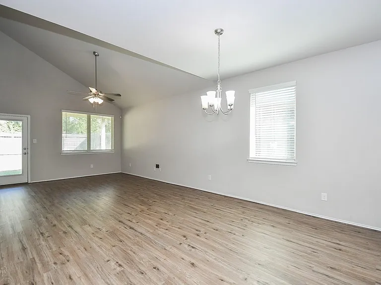 14118 Silver Falls Ct — Photo 7