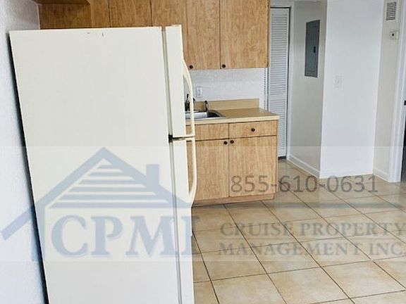 5th image of 714 Latona Ave APT 5