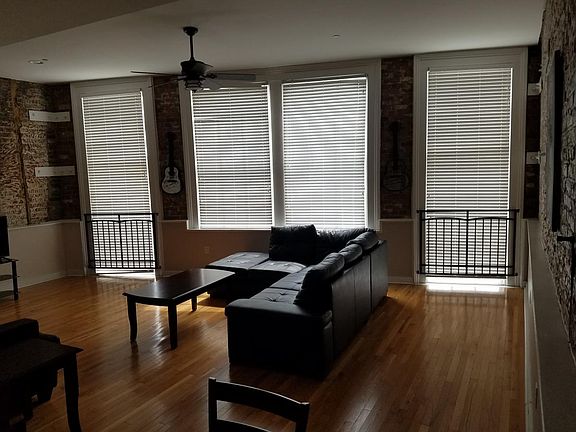 2nd image of 237 N Peters St #201