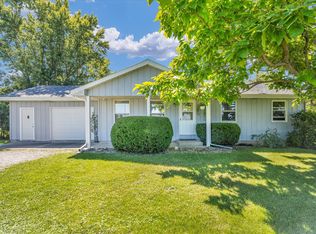 812 W 3rd St, Gilman, IL 60938