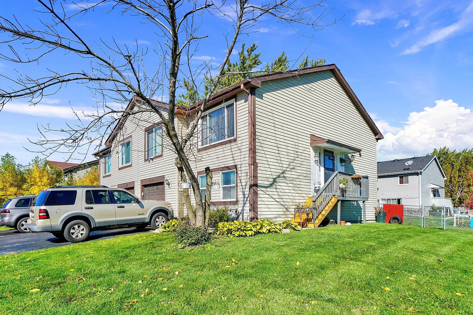 2056 Leeward Ln photo 1