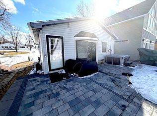 41349 Greenwood Trl, Battle Lake, MN 56515