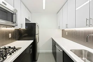 Rented by Hakimian Management