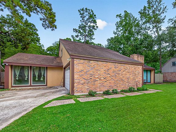 3rd image of 23610 Creekview Dr