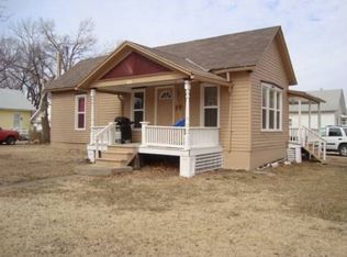 502 NW 7th St, Abilene, KS 67410